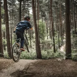 Early Rider, Hellion 24, MTB/Downhill Kinderrad 2023 -Croozer Verkäufe hellion24 gallery desktop 1